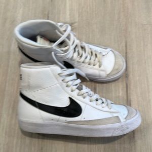 Nike Blazers Youth